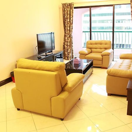 Apartemen 362 m² dengan 3 kamar tidur dan 2 kamar mandi pribadi di Distrik Pusat Bisnis Kota Kinabalu Bagian luar foto