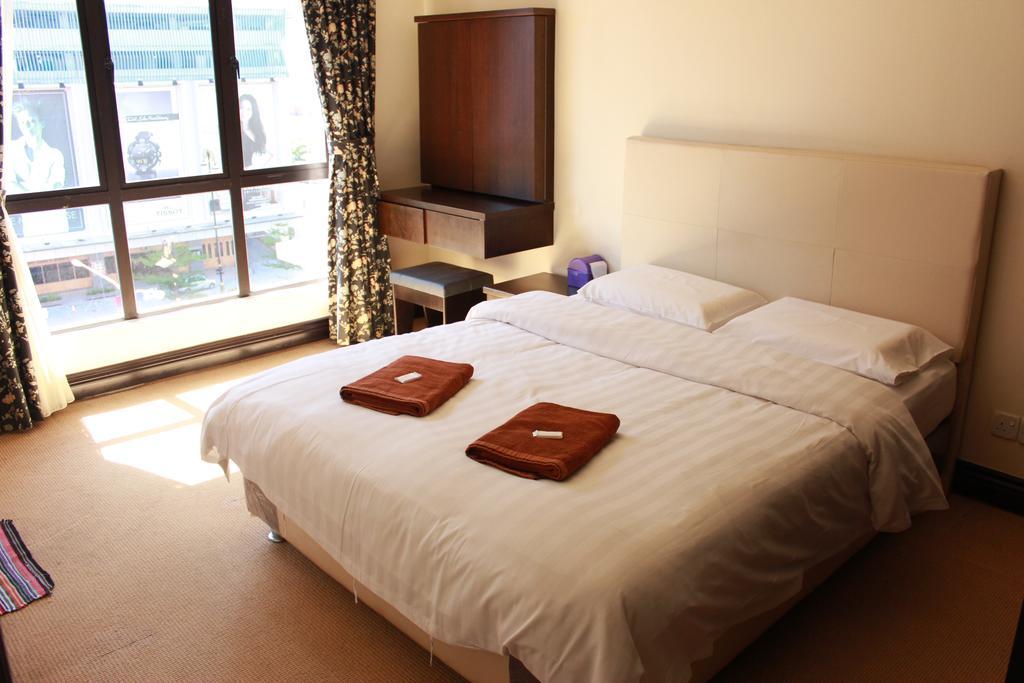Apartemen 362 m² dengan 3 kamar tidur dan 2 kamar mandi pribadi di Distrik Pusat Bisnis Kota Kinabalu Bagian luar foto