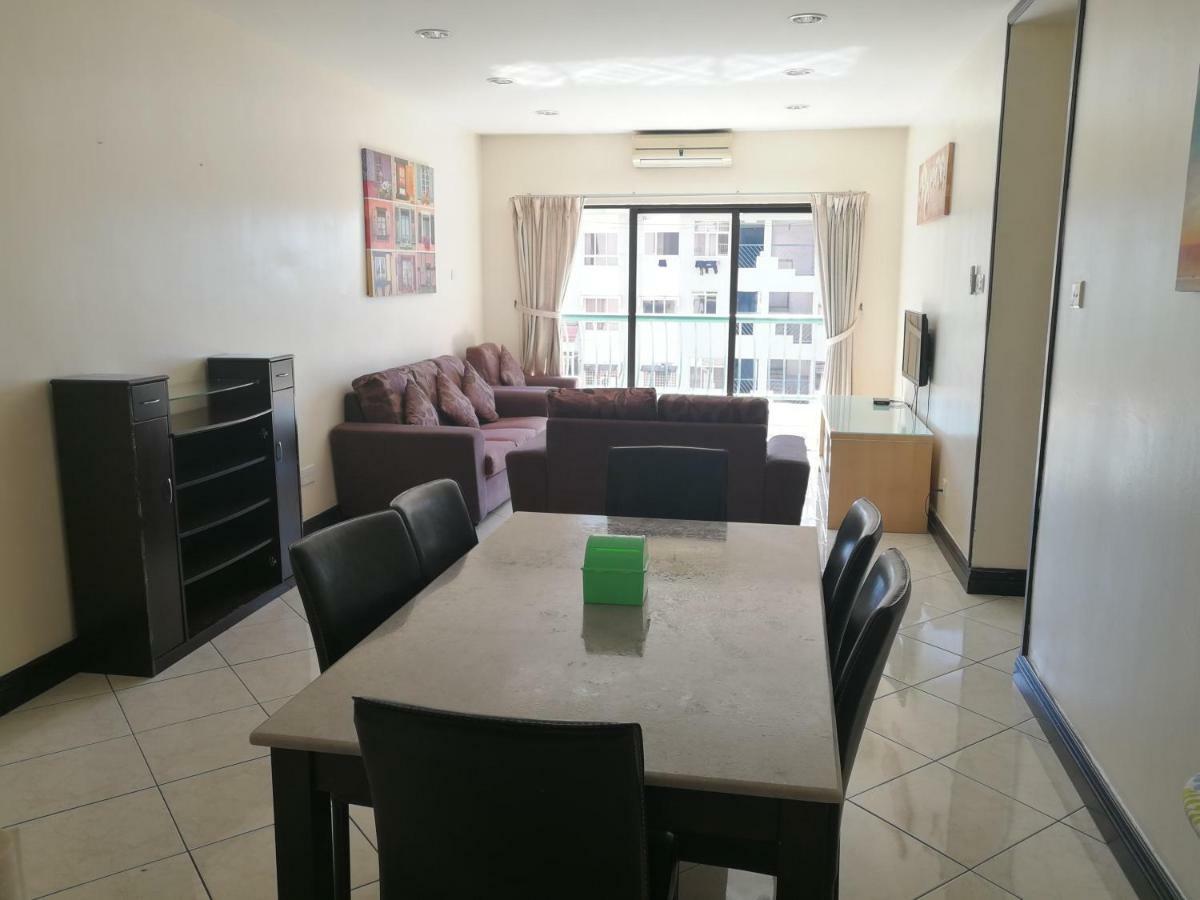 Apartemen 362 m² dengan 3 kamar tidur dan 2 kamar mandi pribadi di Distrik Pusat Bisnis Kota Kinabalu Bagian luar foto