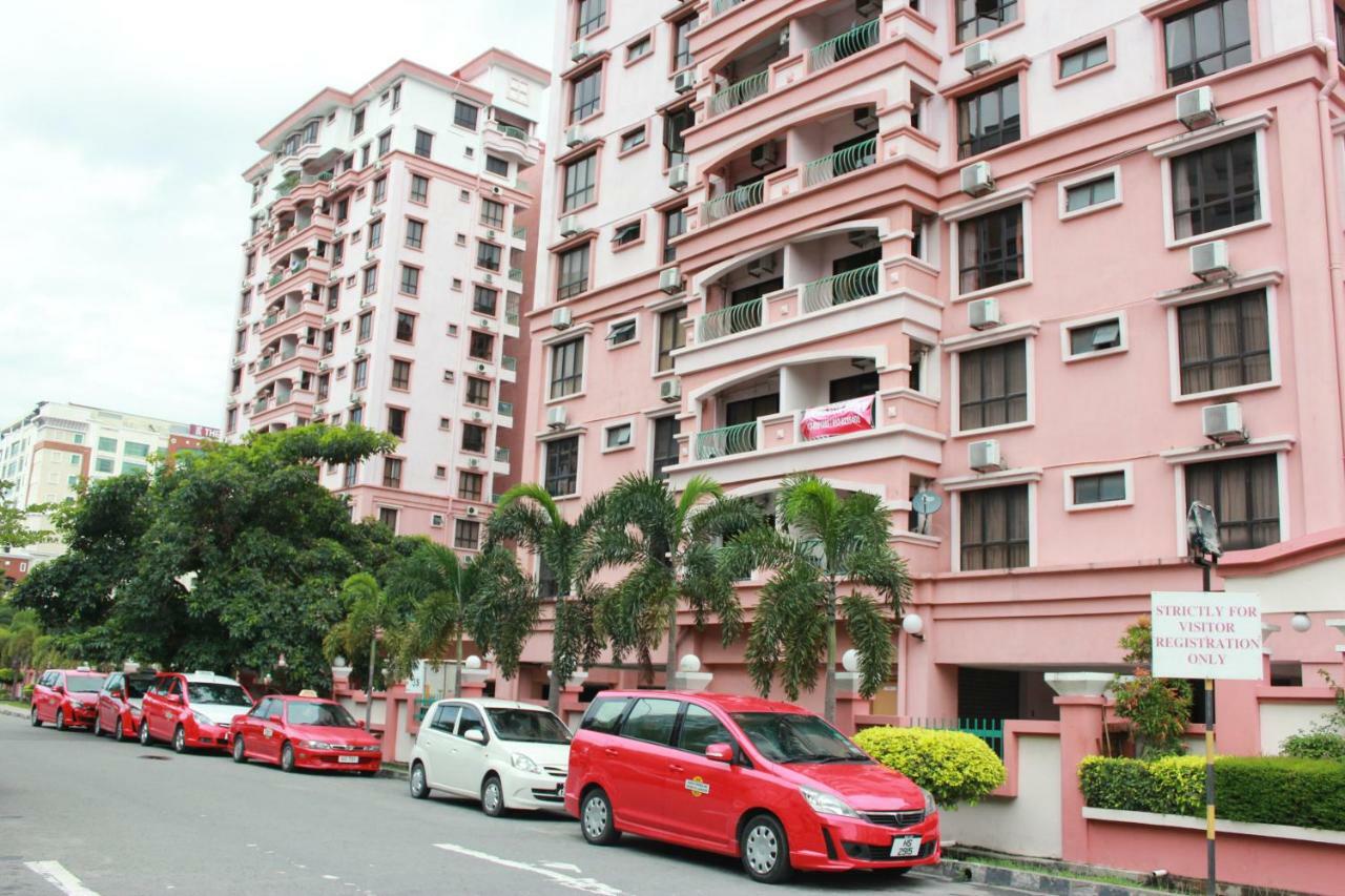 Apartemen 362 m² dengan 3 kamar tidur dan 2 kamar mandi pribadi di Distrik Pusat Bisnis Kota Kinabalu Bagian luar foto